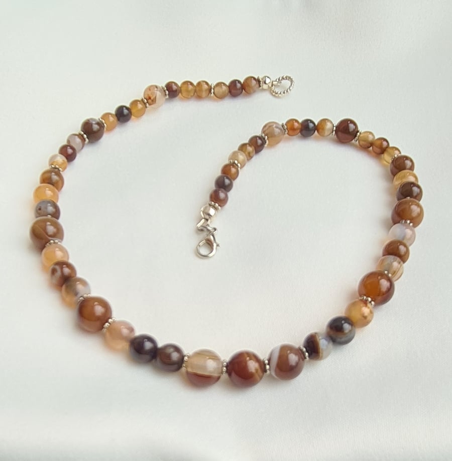 Gorgeous Coffee Lace Agate Bead Necklace.
