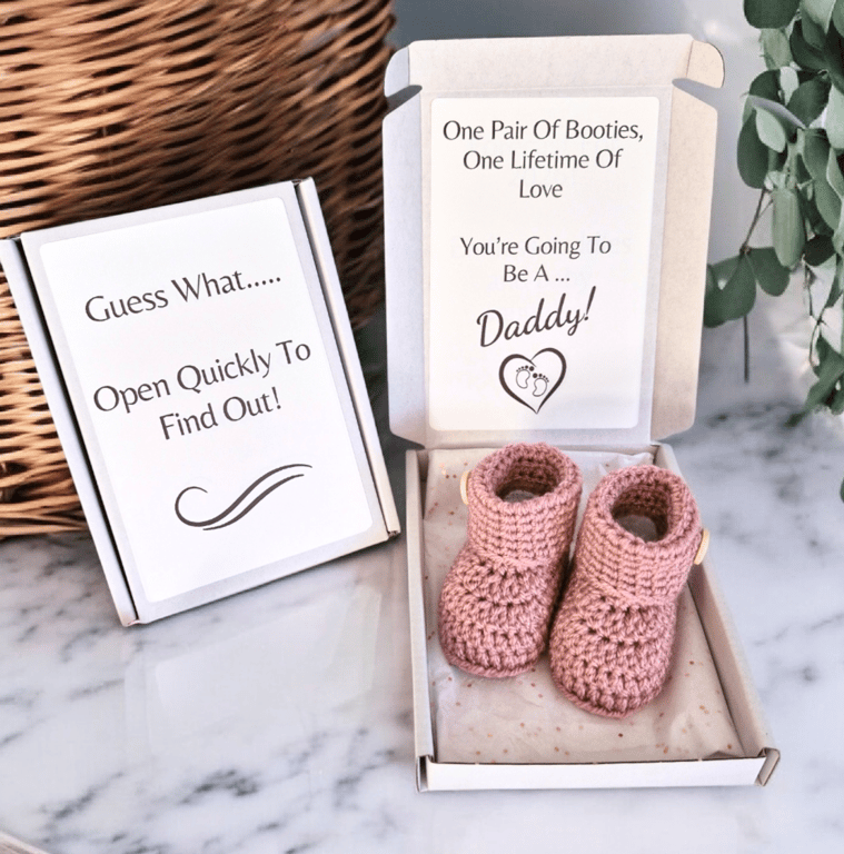 Pregnancy Announcement – One Pair Of Booties – You’re Going To Be A Daddy Gift