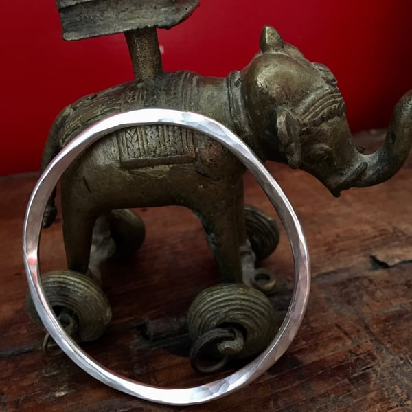 Sterling silver wonky bangle - hammered silver bracelet - hallmarked 