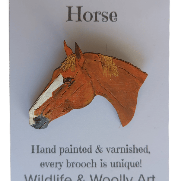 Chestnut Horse Brooch - Hand Painted & Varnished