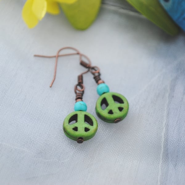 Howlite green peace & turquoise earrings