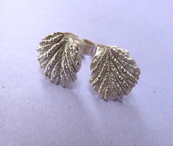 Fine silver bramble leaf earrings