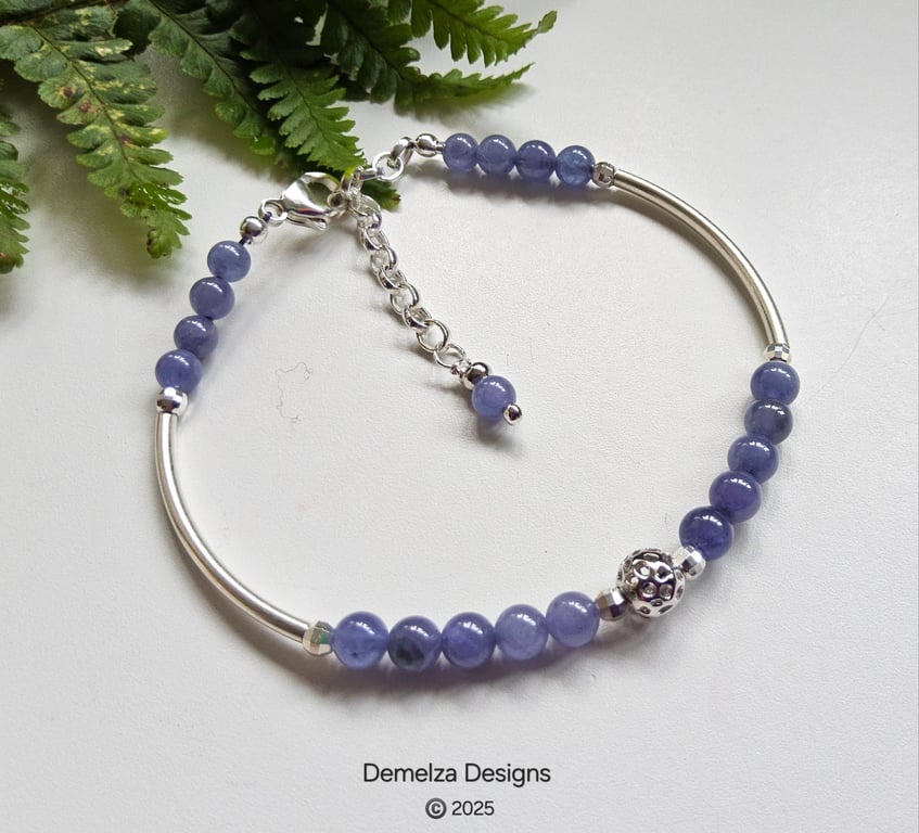 Designer 19ct A Grade Tanzanite Sterling Silver Bracelet (Small Size)