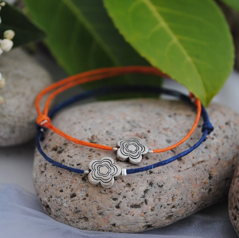 Friendship Bracelet-silver flower