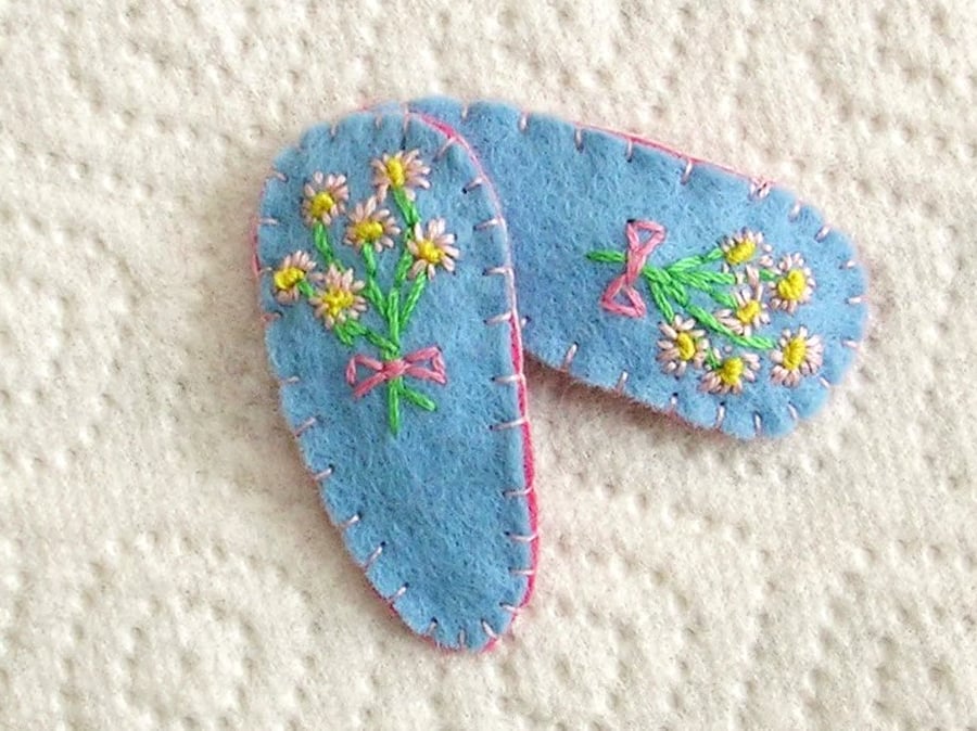 Image of Pair of Blue Posie Hair Clips
