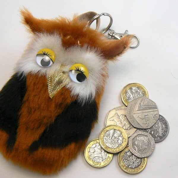 Owl coin purse (can be clipped onto handbag)