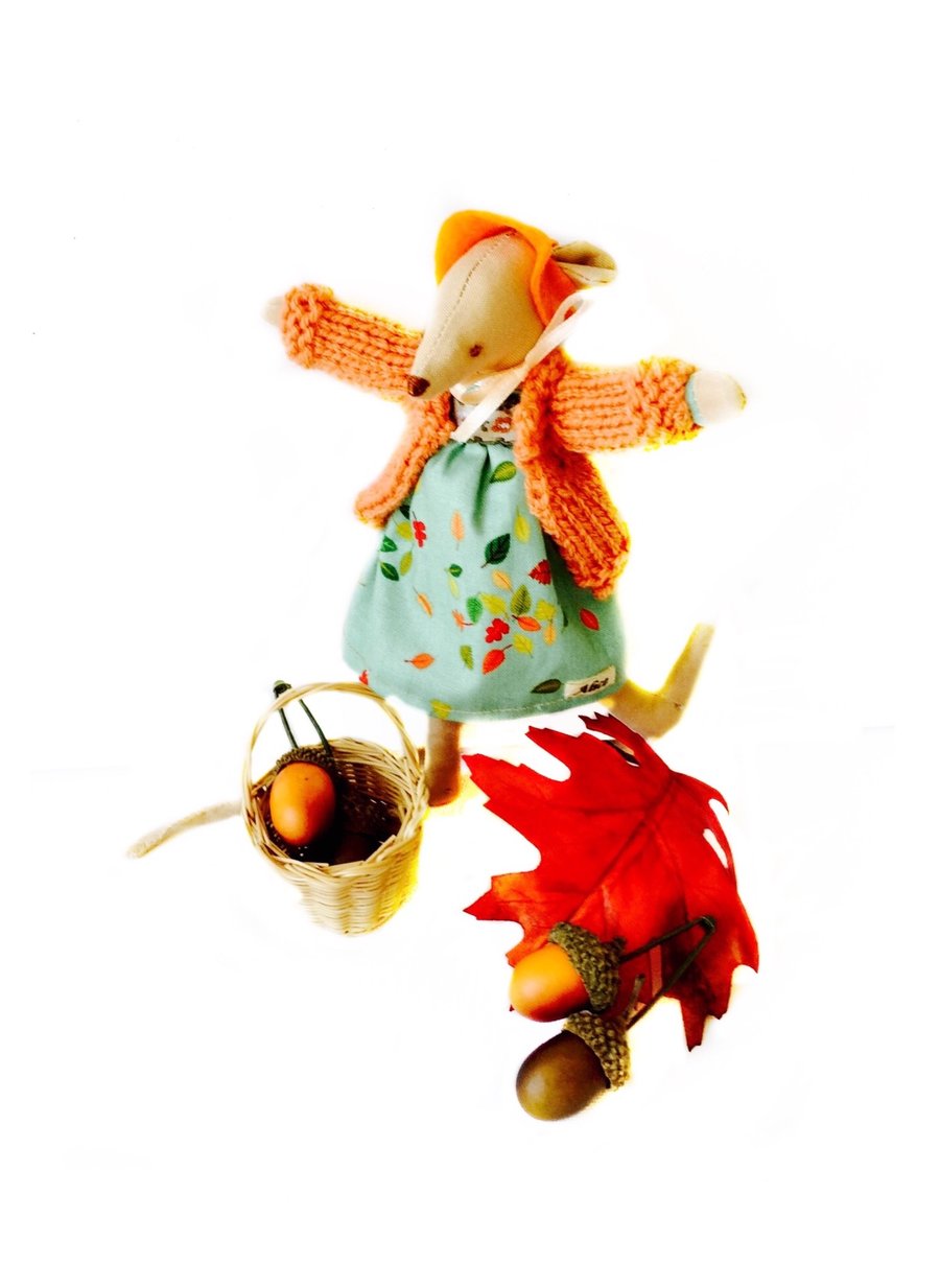 Harvest Mouse - Alice
