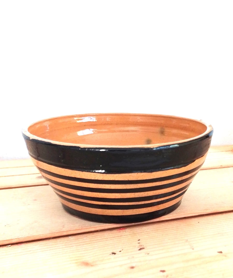 Pottery black striped serving food bowl