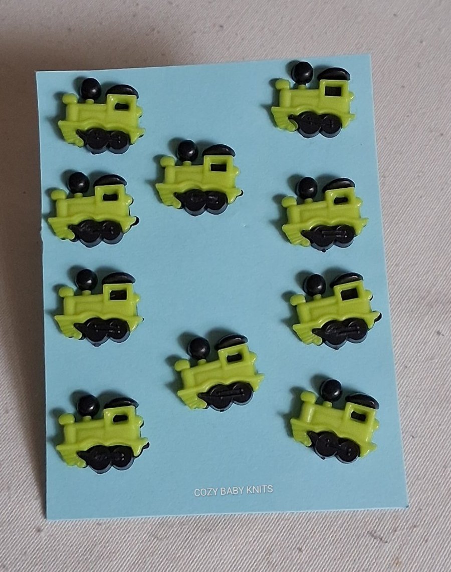 10 GREEN PLASTIC TRAIN BUTTONS