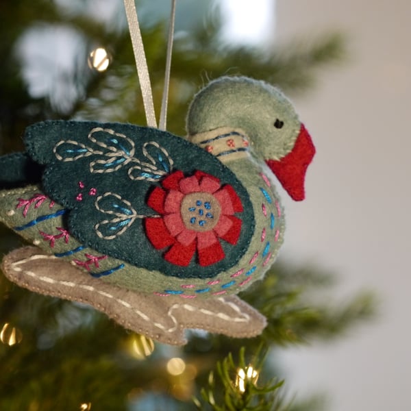 12 Days of Christmas Swan a Swimming