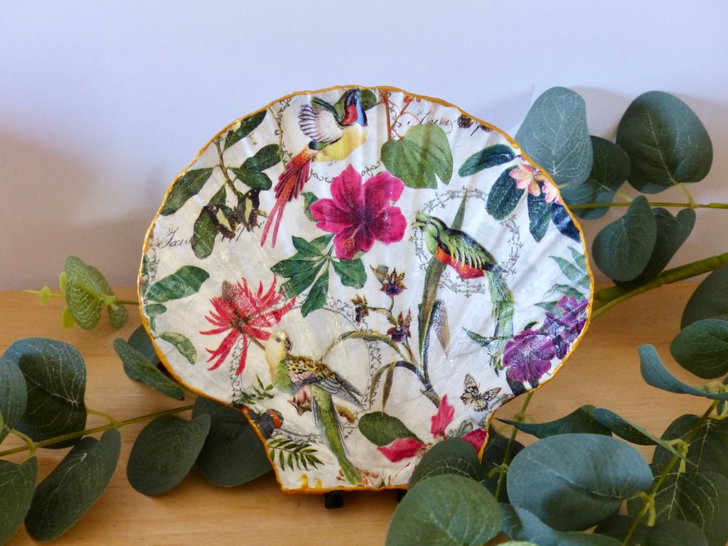 Scallop Shell Trinket Dish