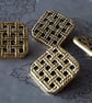 1" 25mm 40L Basket Weave Square Button x 4 pieces - Image 5