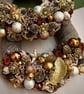 Luxury gold fabric Christmas wreath tweed floral wall hanging mantel piece - Image 5