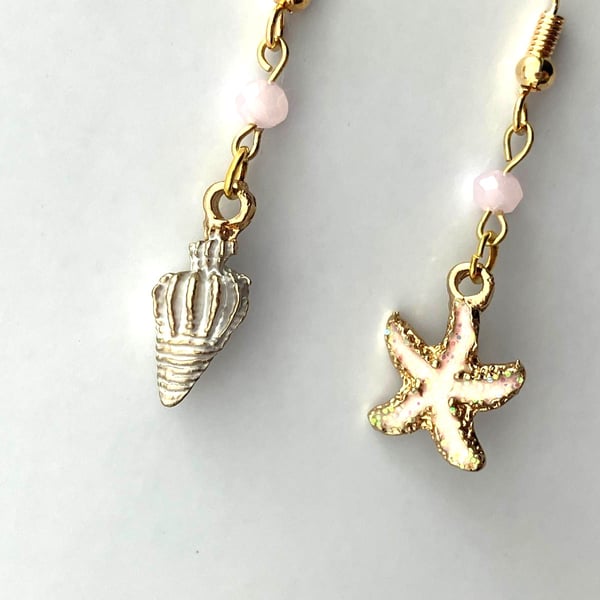 by the sea - Pink Earrings