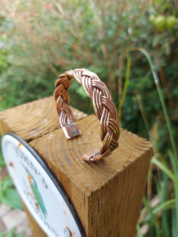 Handmade Pure Copper Braided Bangle – 7th Anniversary Gift - Handcrafted in Corn