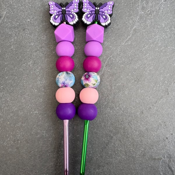 Butterfly silicone beaded crochet hook purple  