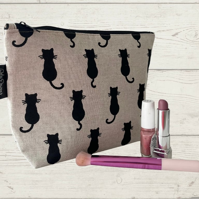 makeup bags black cats on linen