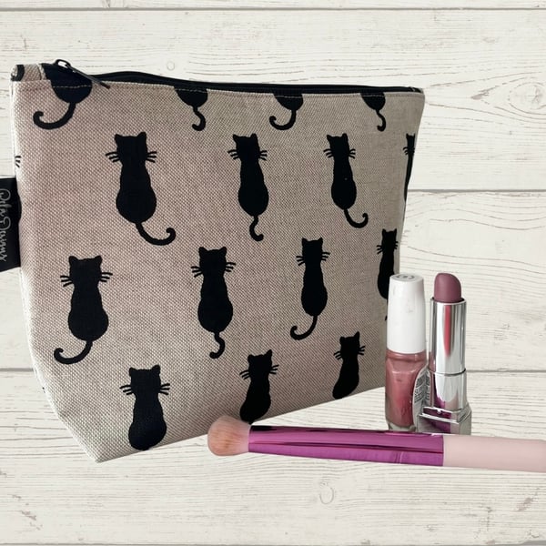 makeup bags black cats on linen