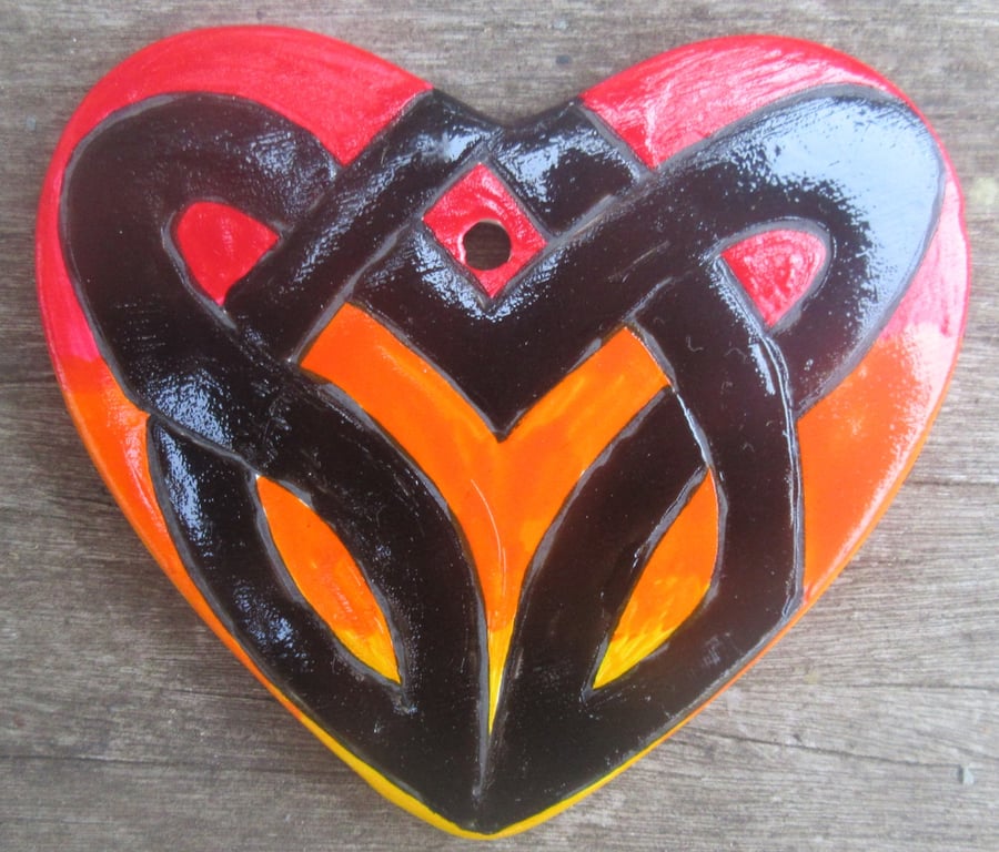 Hand painted ceramic heart decoration – Celtic Knot in black and fire colours