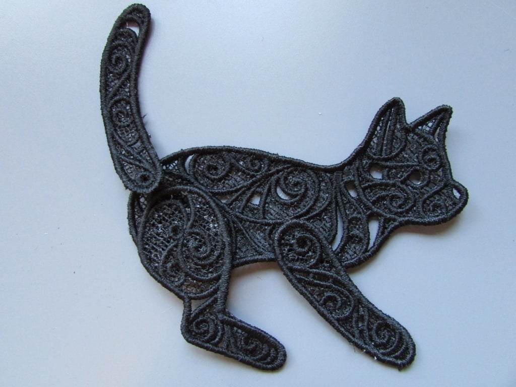 Embroidered Cat Lace Applique with moving parts