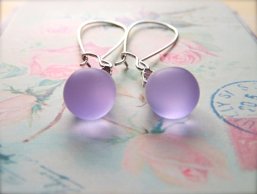Glass bead earrings, lavender earrings, violet dangle earrings
