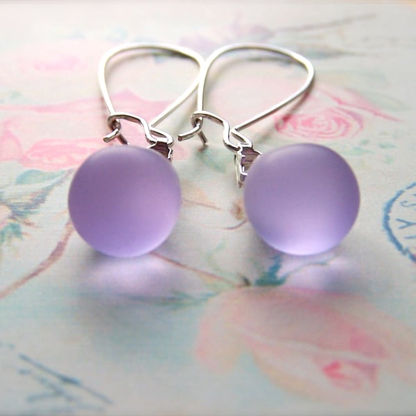 Glass bead earrings, lavender earrings, violet dangle earrings