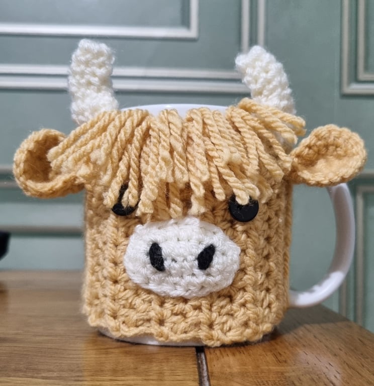 New Handmade Crochet Highand Cow Mug Cosy