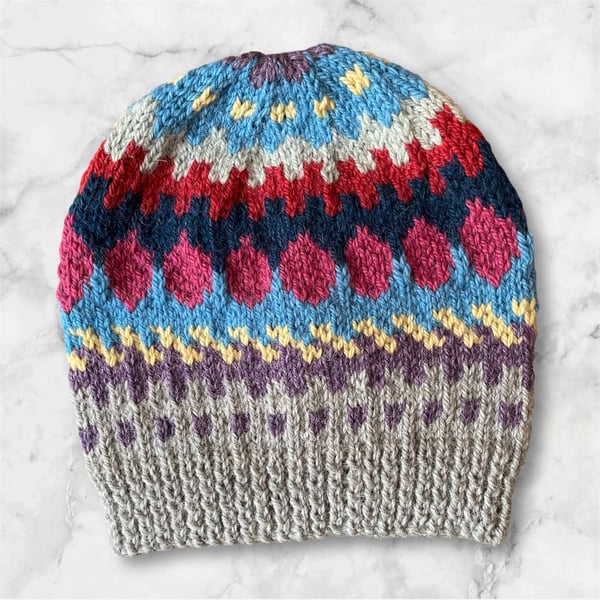 Adult hand knitted hat (code 5)
