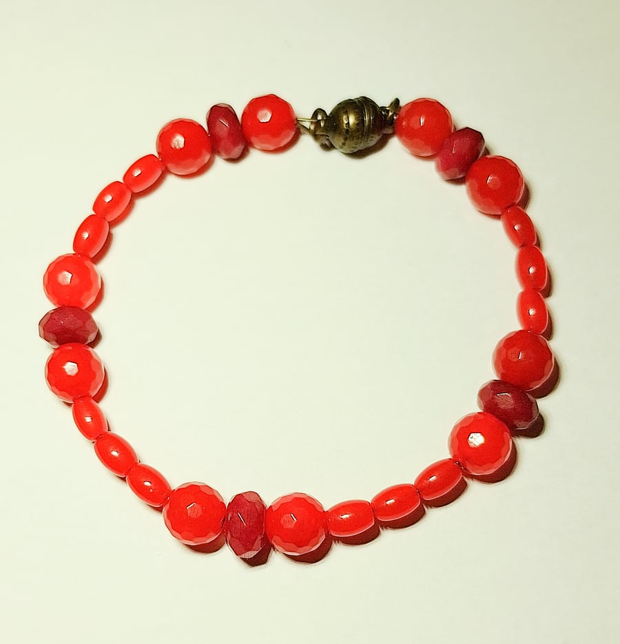 Red Topaz Gemstone Bead Bracelet - UK Free Post