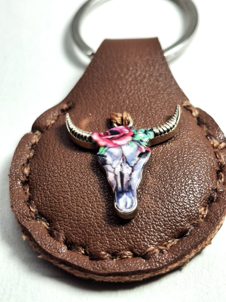 Brown Leather Hand Stiched Keyring.  A coloufull Bulls Head . FREE Postage