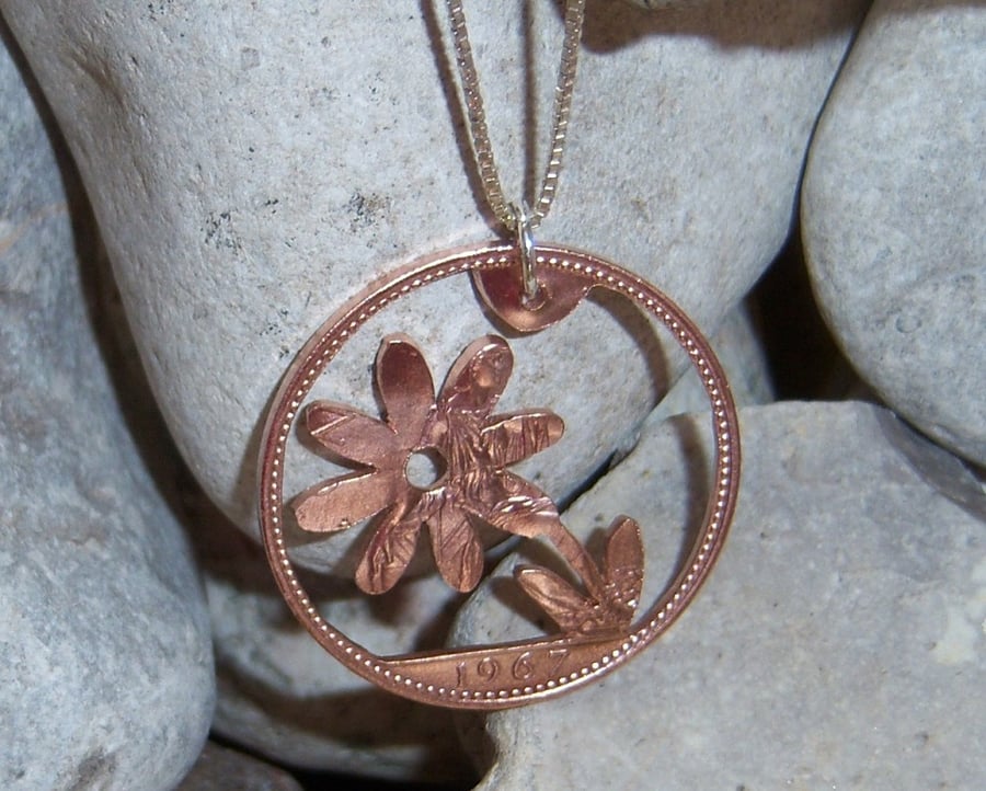 Flower pendant recycled from bronze penny coin