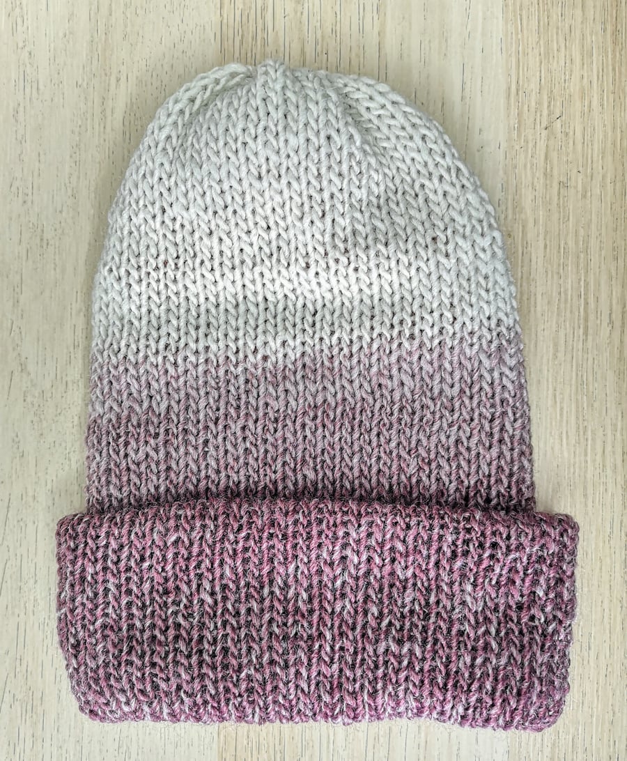 Shades of dusky pink reversible Hat