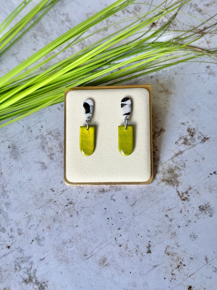 Colour & Monochrome - Metallic Green Arch and Teardrop Earrings