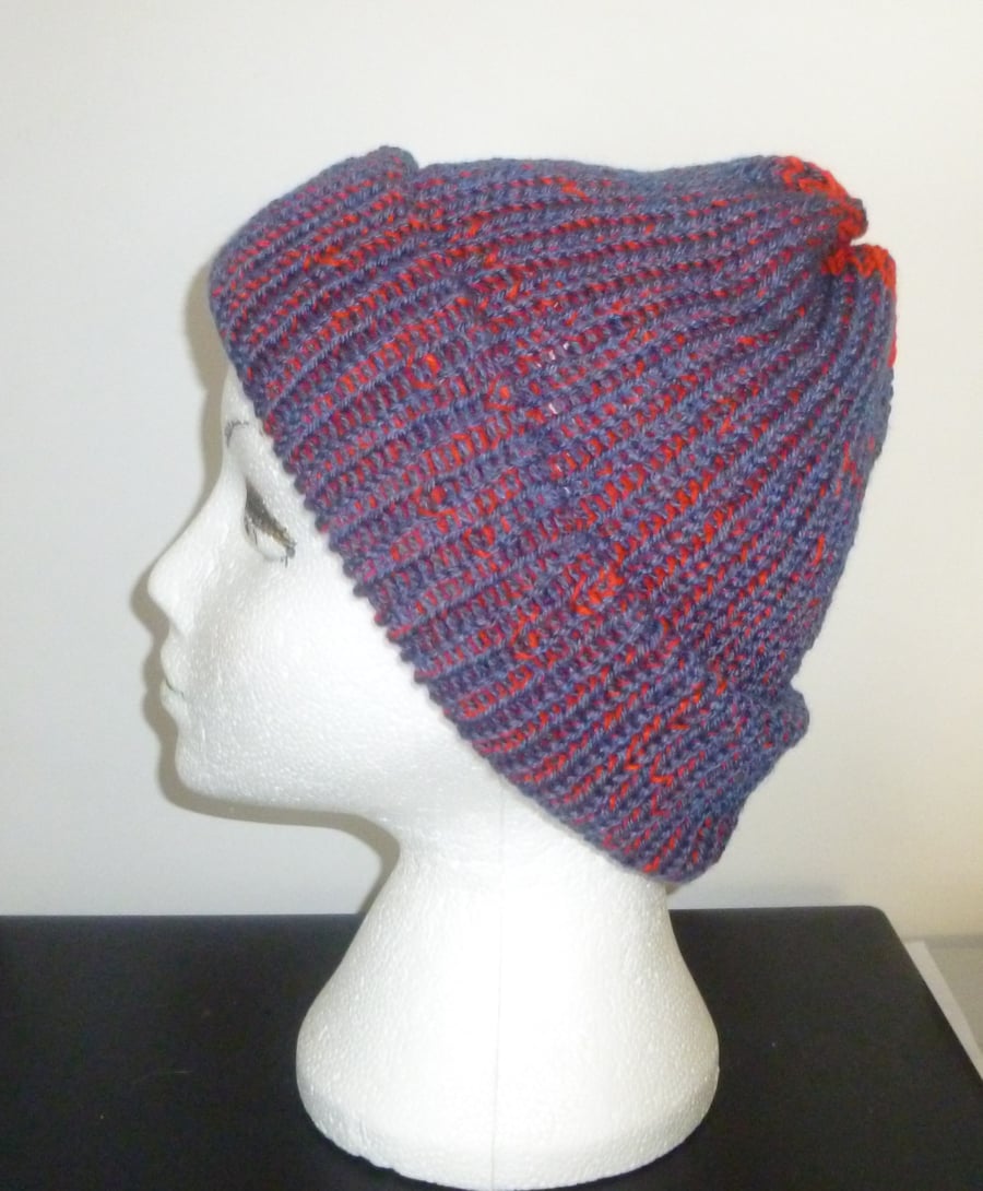SALE POST FREE adult knitted chunky winter beanie hat ( ref F 694 H 7)