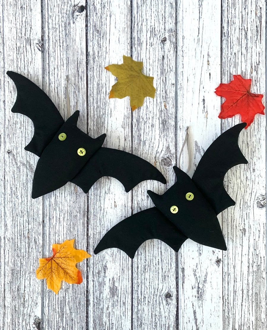 Bat hanging decoration 