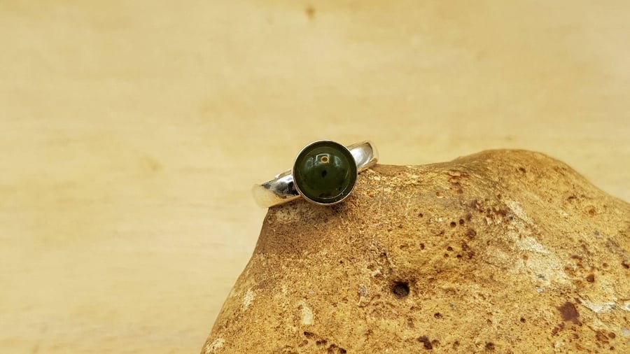 Simple round Nephrite Jade ring. 925 sterling silver. Green Reiki jewelry uk