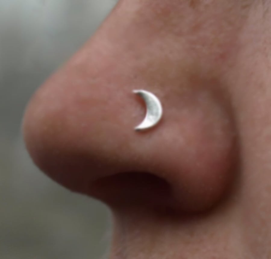 Nose Stud Crescent Moon