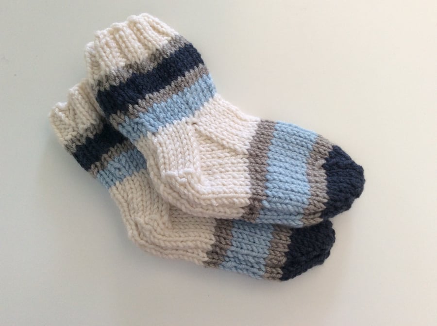 Hand knitted socks 3-6 months