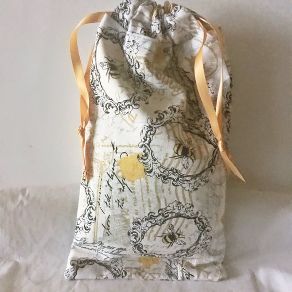 Bees Drawstring Gift Bag, Eco Friendly Reusable Fabric Bag