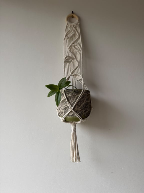 Macrame Leaf Plant Hanger