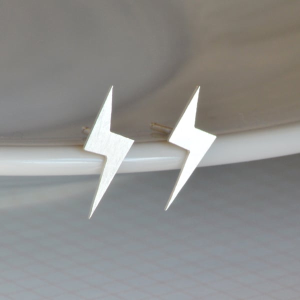 flashy lightning bolt earring studs in sterling silver