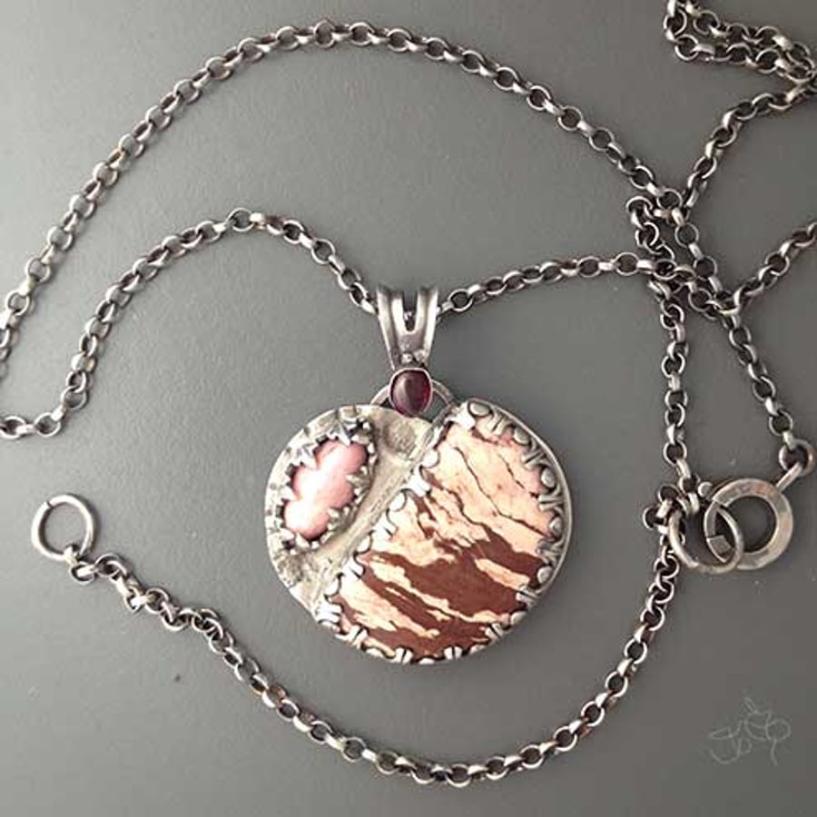 Pink heart-of-stone pendant