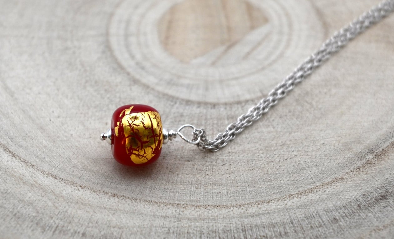 red and gold leaf glass pendant necklace