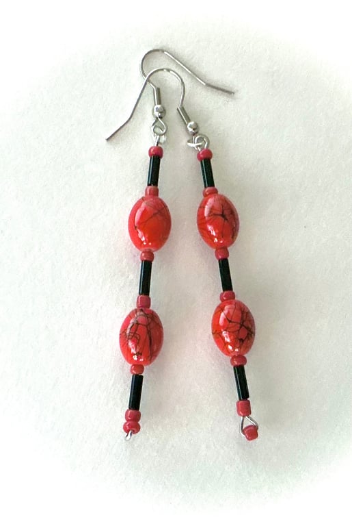 Red & Black Oval Beaded Earrings