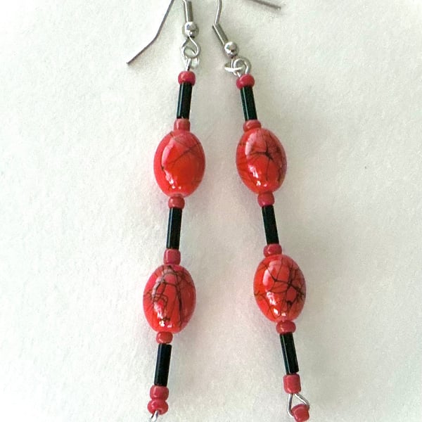 Red & Black Oval Beaded Earrings