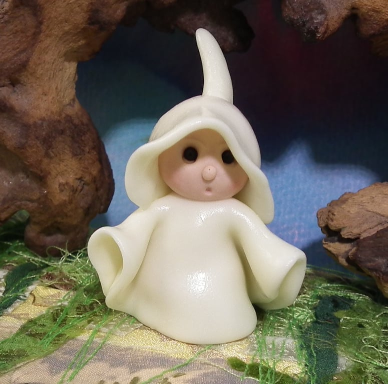 Halloween Ghost Gnome 'Hugh' Magic! OOAK Sculpt by artist Ann Galvin