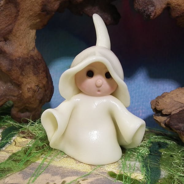 Halloween Ghost Gnome 'Hugh' Magic! OOAK Sculpt by artist Ann Galvin