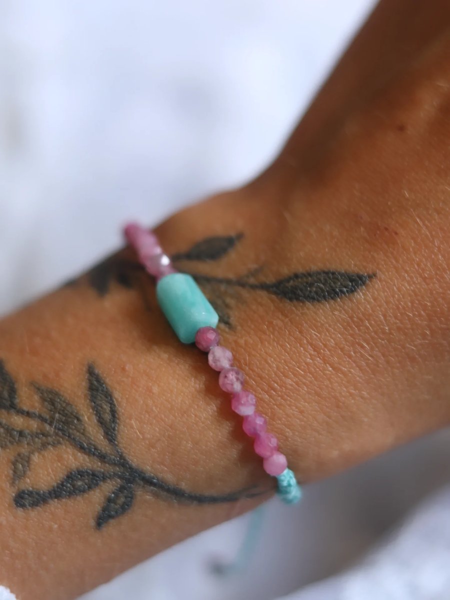 Macrame adjustable bracelet with amazonite and pink Tourmaline in blue