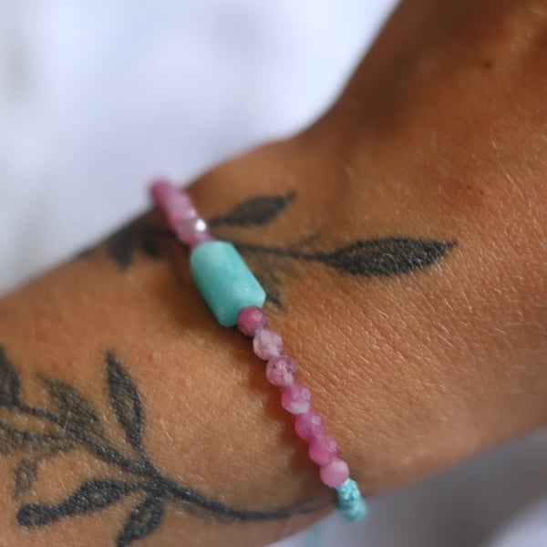 Macrame adjustable bracelet with amazonite and pink Tourmaline in blue