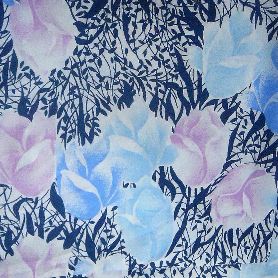  Vintage RETRO tulip Fabric ( blue)